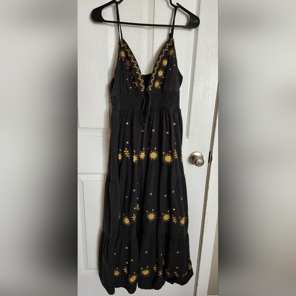 Large Medium Black and Gold Embroidered Women's Dress Celestial Sun Star Maxi - Picture 2 of 9